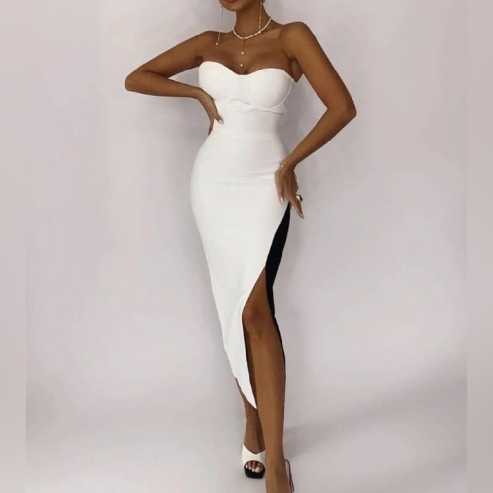 Elegant White Strapless Dress